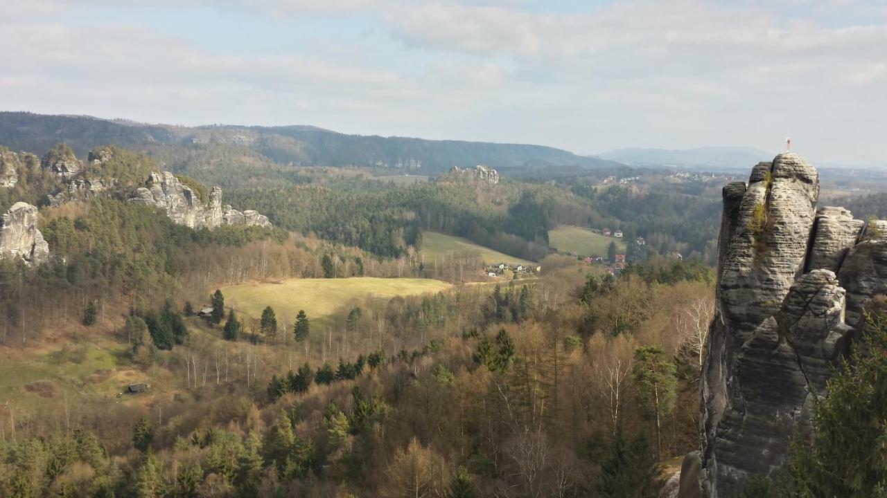 Ferienwohnung Am Gruenbach 1 クルオルト・ラーテン エクステリア 写真